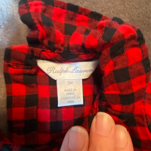 Ralph Lauren - Baby girl outfits. Flowered sleeper & red & black outfit. Size 3m - Picture 11 of 11